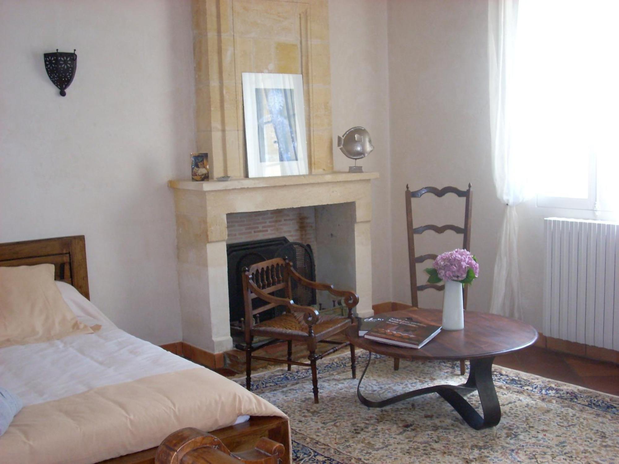 Sous Les Marronniers Bed & Breakfast Petit-Palais-et-Cornemps Exterior photo